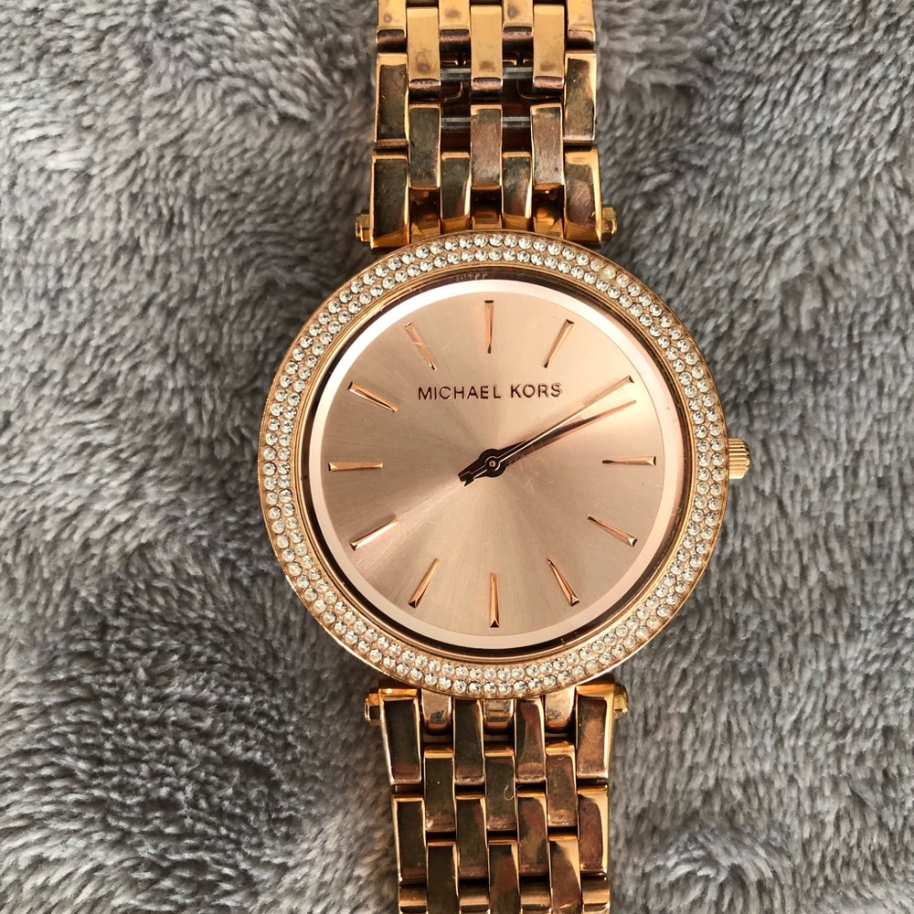 Michael Kors rose gold watch